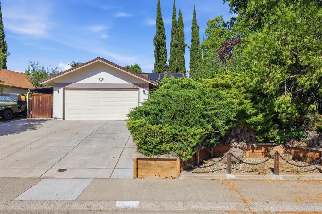 7940 Summerplace Dr, Citrus Heights, CA 95621