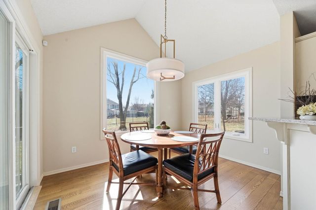 2532 N Fox Run Ct, Wichita, KS 67226