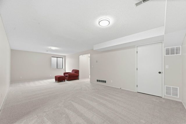 2532 N Fox Run Ct, Wichita, KS 67226