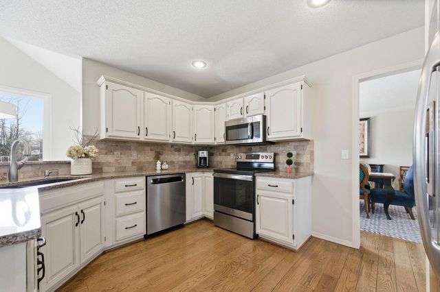 2532 N Fox Run Ct, Wichita, KS 67226