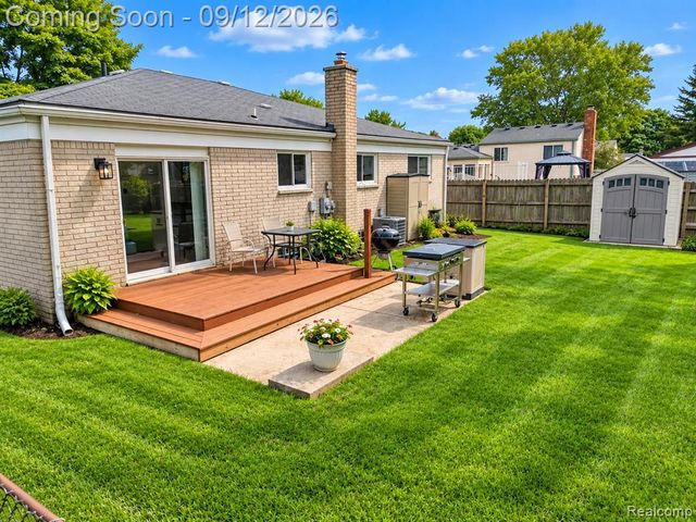 41654 Harvard Drive, Sterling Heights, MI 48313