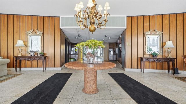 1160 Bower Hill Road 716A, Mt Lebanon, PA 15243