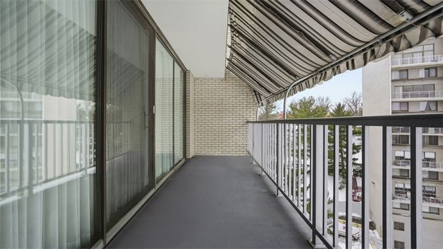 1160 Bower Hill Road 716A, Mt Lebanon, PA 15243