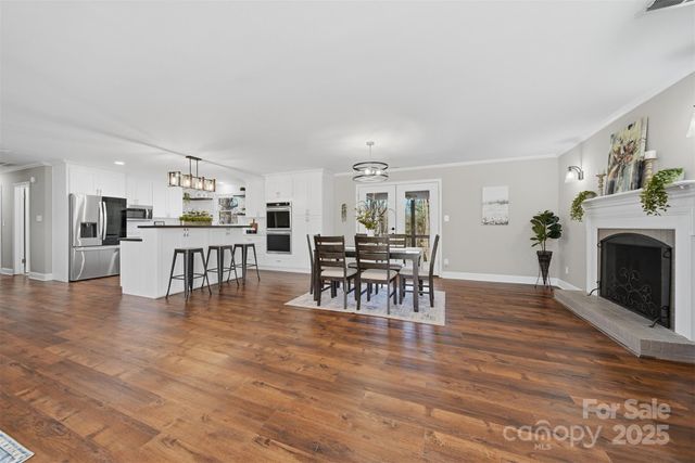 315 Skyline Road, Hickory, NC 28601