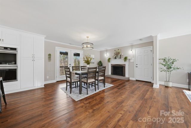 315 Skyline Road, Hickory, NC 28601