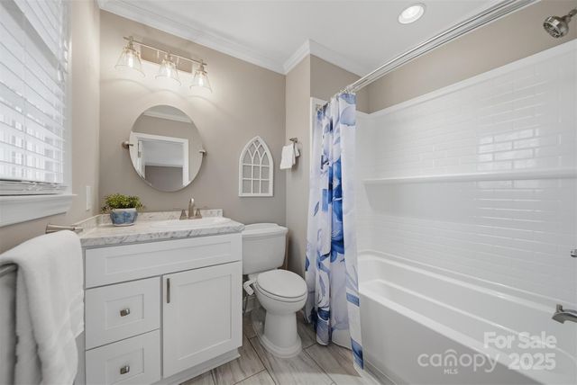 315 Skyline Road, Hickory, NC 28601