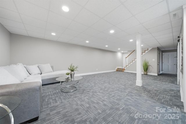 315 Skyline Road, Hickory, NC 28601