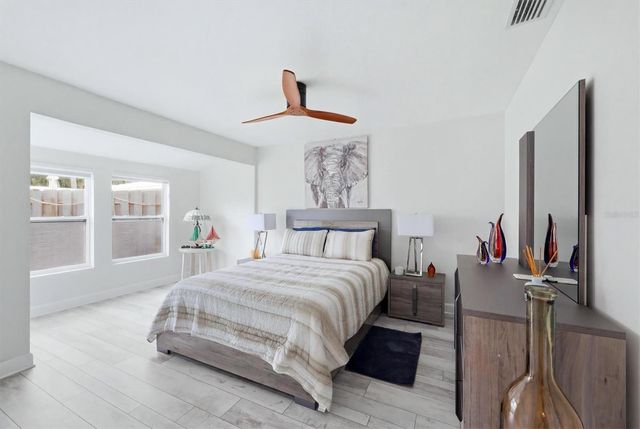 104 WHISPERING SANDS DRIVE V27, Sarasota, FL 34242