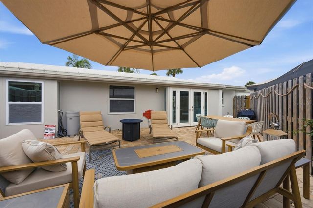 104 WHISPERING SANDS DRIVE V27, Sarasota, FL 34242