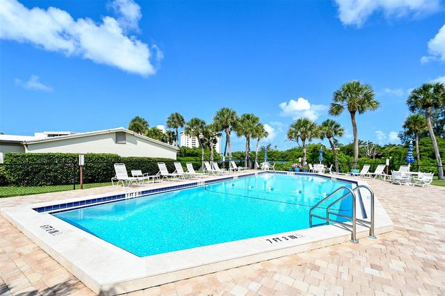 104 WHISPERING SANDS DRIVE V27, Sarasota, FL 34242