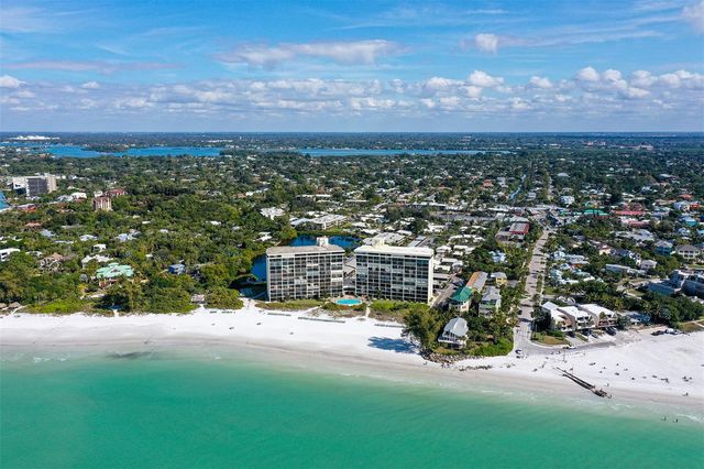 104 WHISPERING SANDS DRIVE V27, Sarasota, FL 34242