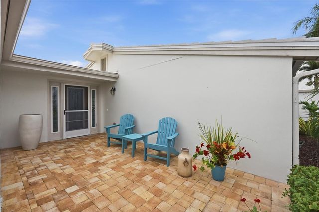 104 WHISPERING SANDS DRIVE V27, Sarasota, FL 34242