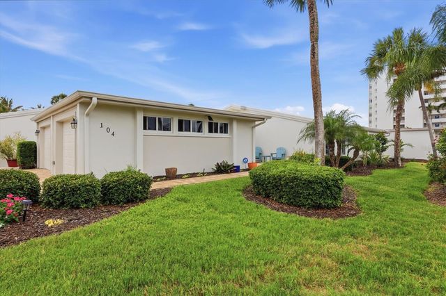 104 WHISPERING SANDS DRIVE V27, Sarasota, FL 34242
