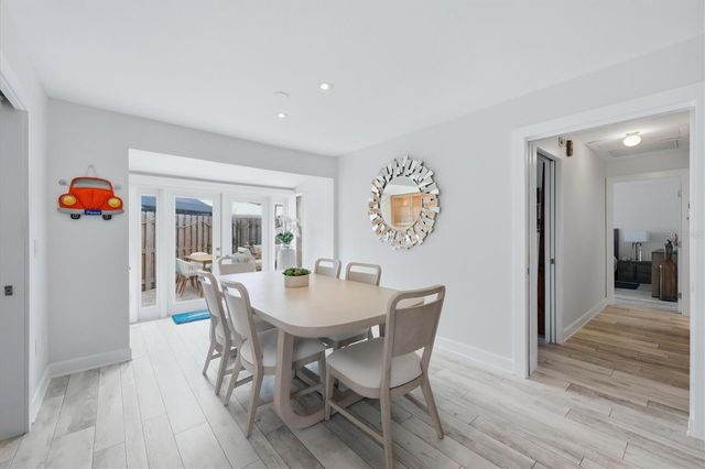104 WHISPERING SANDS DRIVE V27, Sarasota, FL 34242