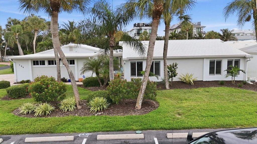 104 WHISPERING SANDS DRIVE V27, Sarasota, FL 34242