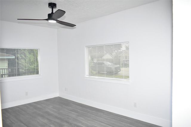 9401 Heatherside Street, Houston, TX 77016