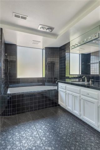 3924 Fairbreeze Circle, Westlake Village, CA 91361