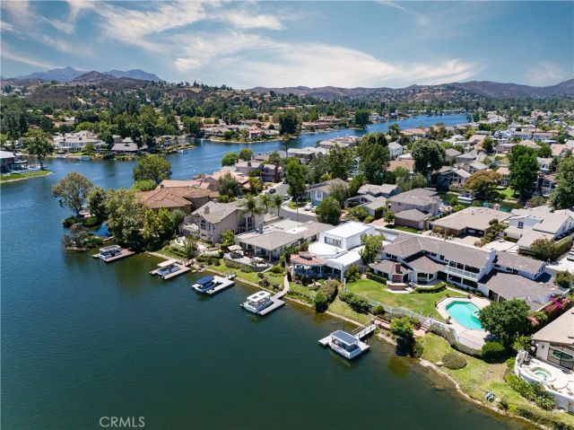 3924 Fairbreeze Circle, Westlake Village, CA 91361