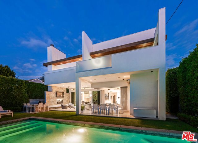 633 N Laurel Avenue, Los Angeles, CA 90048