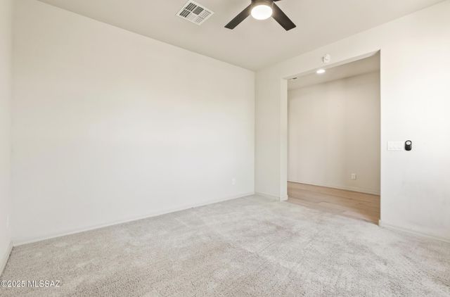 13384 E Knipe Place, Tucson, AZ 85747