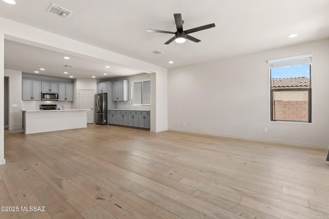 13384 E Knipe Place, Tucson, AZ 85747