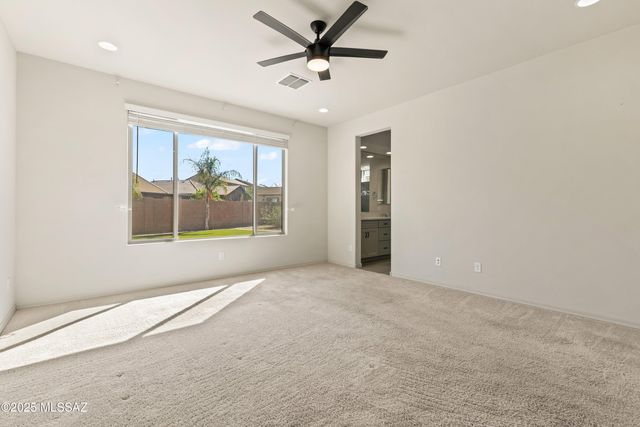 13384 E Knipe Place, Tucson, AZ 85747
