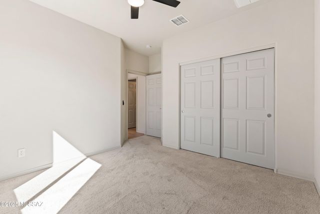 13384 E Knipe Place, Tucson, AZ 85747