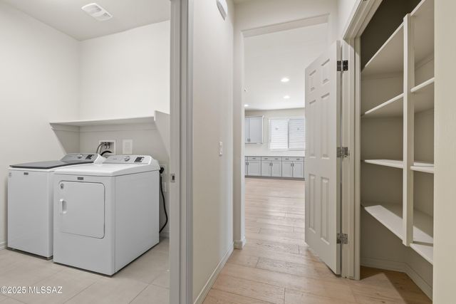 13384 E Knipe Place, Tucson, AZ 85747