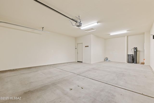 13384 E Knipe Place, Tucson, AZ 85747