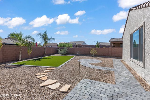 13384 E Knipe Place, Tucson, AZ 85747