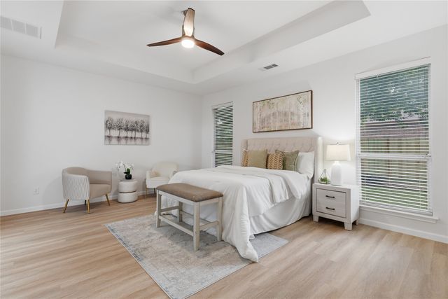 2715 Lake Country Drive, Grand Prairie, TX 75052