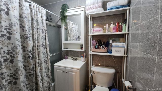 8432 Grand Avenue 2D, Elmhurst, NY 11373
