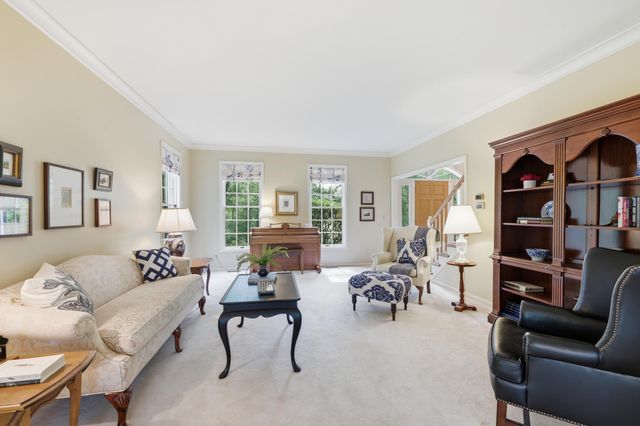 805 Midwest Trail Court N, Lake Elmo, MN 55042