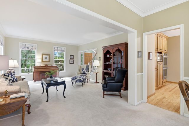 805 Midwest Trail Court N, Lake Elmo, MN 55042