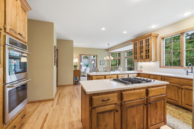 805 Midwest Trail Court N, Lake Elmo, MN 55042