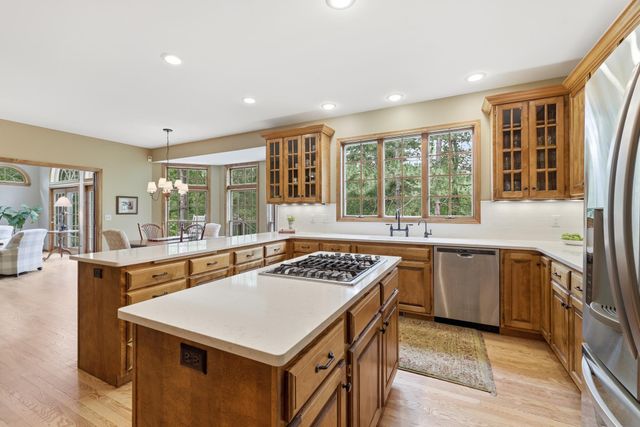 805 Midwest Trail Court N, Lake Elmo, MN 55042