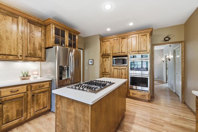 805 Midwest Trail Court N, Lake Elmo, MN 55042