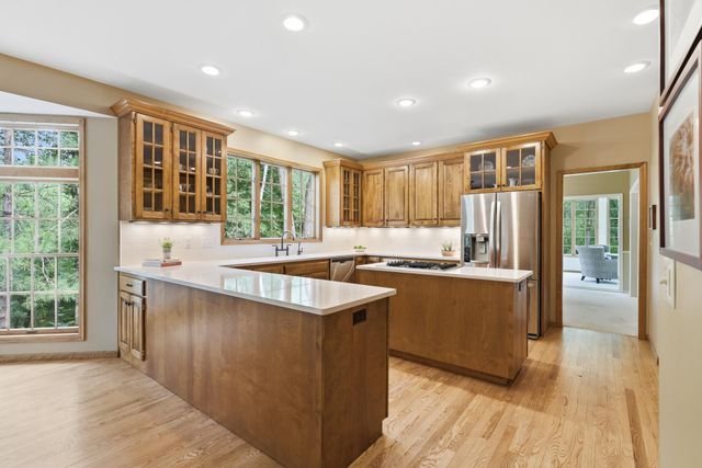 805 Midwest Trail Court N, Lake Elmo, MN 55042