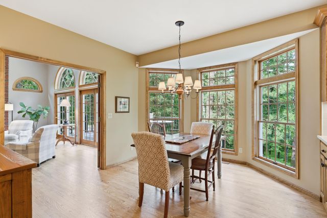 805 Midwest Trail Court N, Lake Elmo, MN 55042
