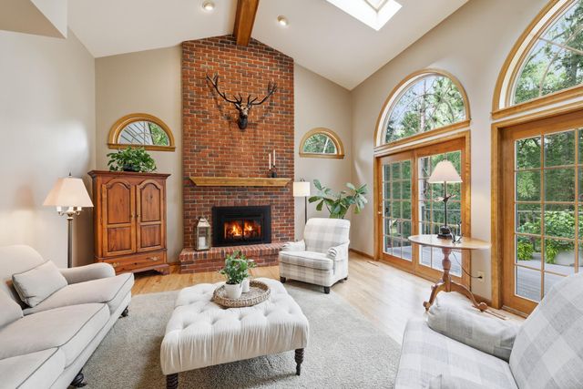 805 Midwest Trail Court N, Lake Elmo, MN 55042