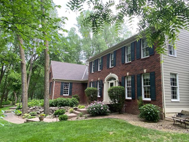 805 Midwest Trail Court N, Lake Elmo, MN 55042