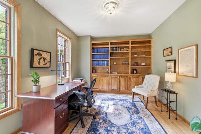 805 Midwest Trail Court N, Lake Elmo, MN 55042