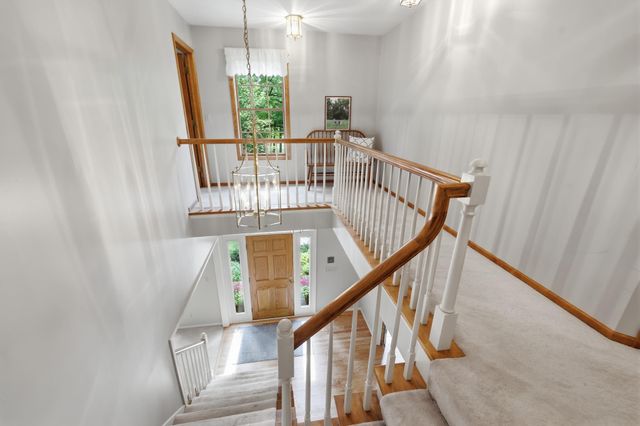 805 Midwest Trail Court N, Lake Elmo, MN 55042