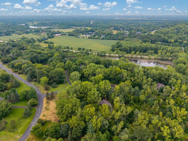 805 Midwest Trail Court N, Lake Elmo, MN 55042