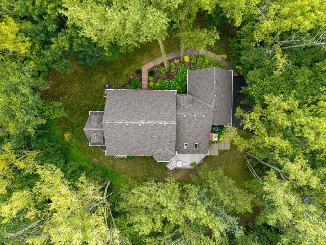 805 Midwest Trail Court N, Lake Elmo, MN 55042