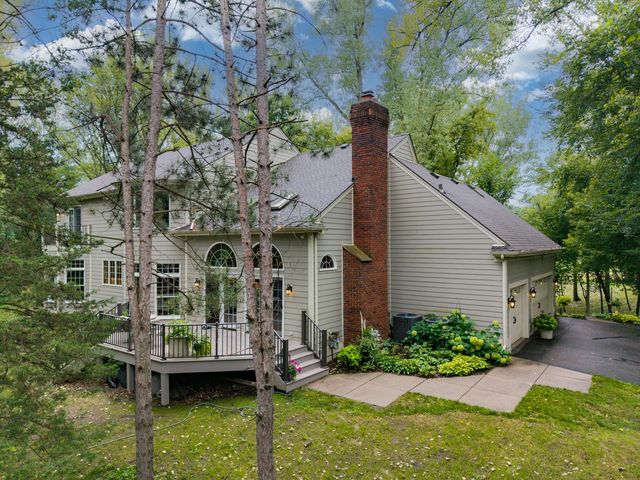 805 Midwest Trail Court N, Lake Elmo, MN 55042