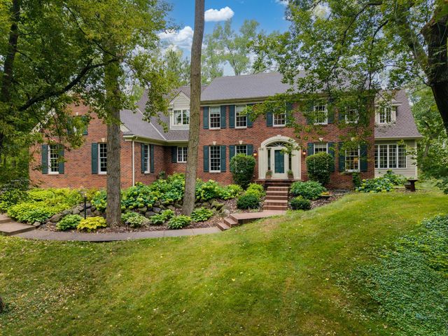 805 Midwest Trail Court N, Lake Elmo, MN 55042