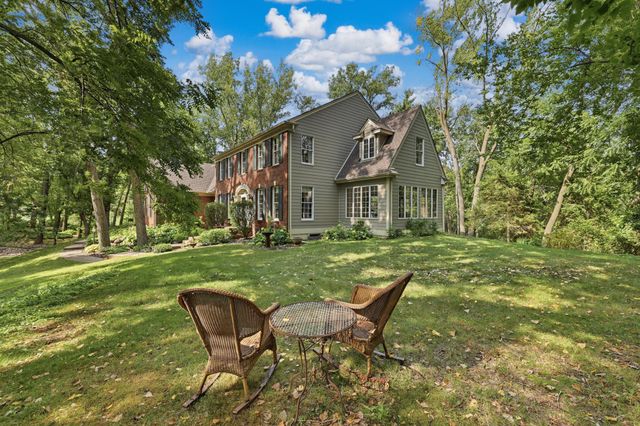 805 Midwest Trail Court N, Lake Elmo, MN 55042