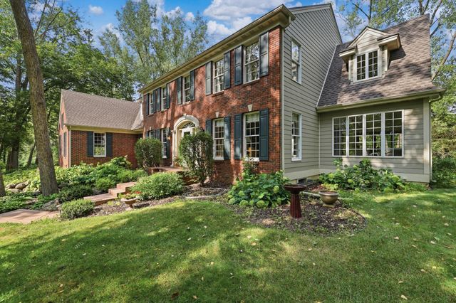 805 Midwest Trail Court N, Lake Elmo, MN 55042