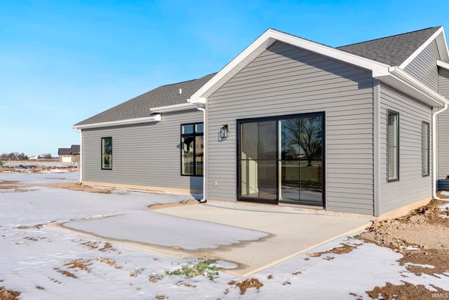 4971 Chickadee Drive, Woodburn, IN 46797